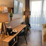 & Restaurant Rizzelli Superior Нойштадт-ан-дер-Айш