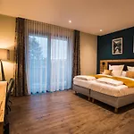 Отель & Restaurant Rizzelli Superior 3*