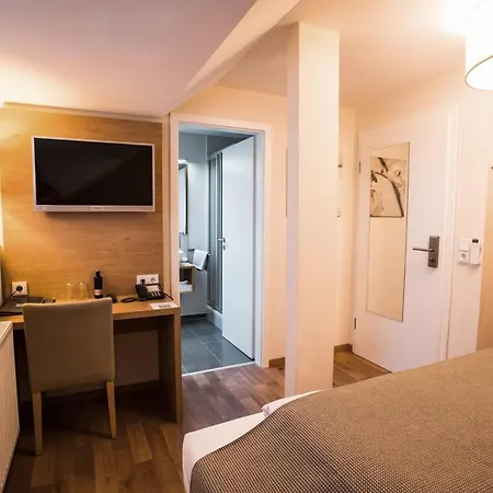 & Restaurant Rizzelli Superior 3*