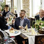 & Restaurant Rizzelli Superior 호텔 노이슈타트안데르아이쉬