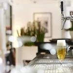 & Restaurant Rizzelli Superior Hotell