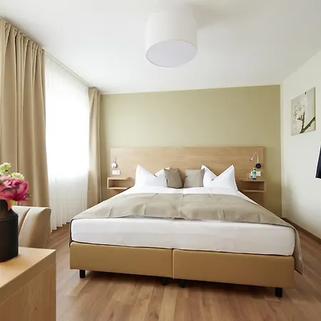 Hotel & Restaurant Rizzelli Superior 3* Neustadt an der Aisch